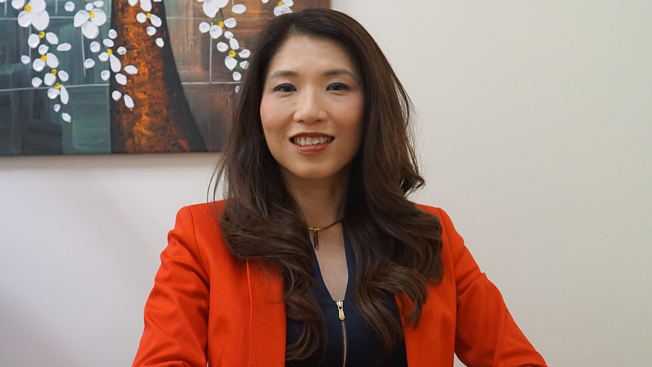 Does Gender Matter? Not According to Emily Tan