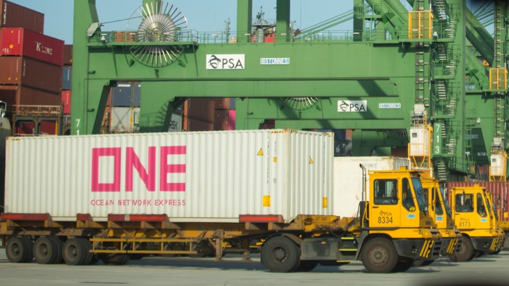As a mechanical engineer, Hwee Sheng and his team are responsible for the maintenance and serviceability of vehicles such as prime movers, trailers and forklifts in PSA's terminals.