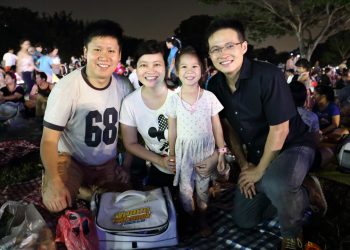 Advocating the importance of spending quality time with the whole family, Director of NTUC's Youth Development Unit, Desmond Choo, joined over 1,400 happy families at the NTUC U Picnic