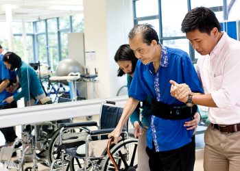 A Day in the Life of a Nursing Home Physiotherapist