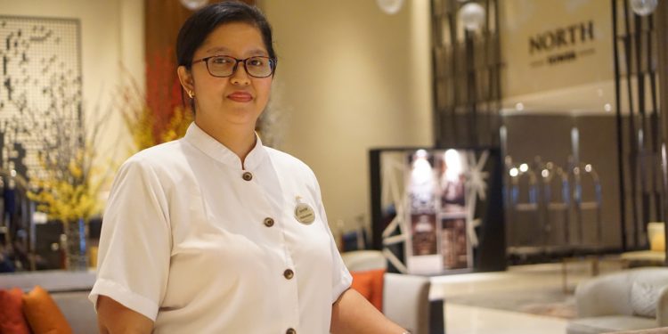 Keeping House Through the Holidays