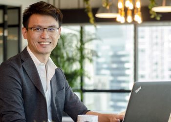 Meet the Man Who Keeps You Shopping Online
