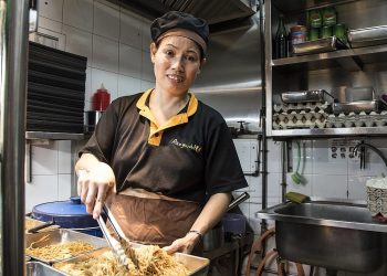 One Social Enterprise Is Helping Stall Owners Cook Their Way to Success