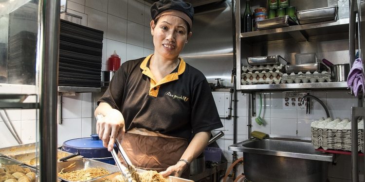 One Social Enterprise Is Helping Stall Owners Cook Their Way to Success