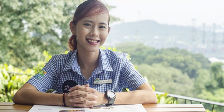Senior Waitress, Zakiyyah Zainal