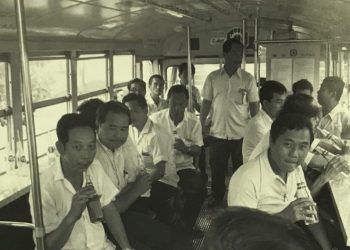 Melvin Yong: Canteens at Bus Interchanges and Depots – Why Are They Run By a Union?