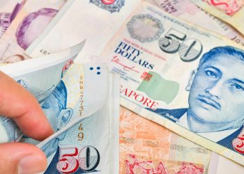 Take on a Seasonal Job to Get Extra Cash!