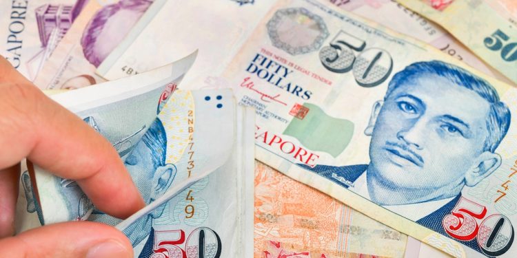 Take on a Seasonal Job to Get Extra Cash!