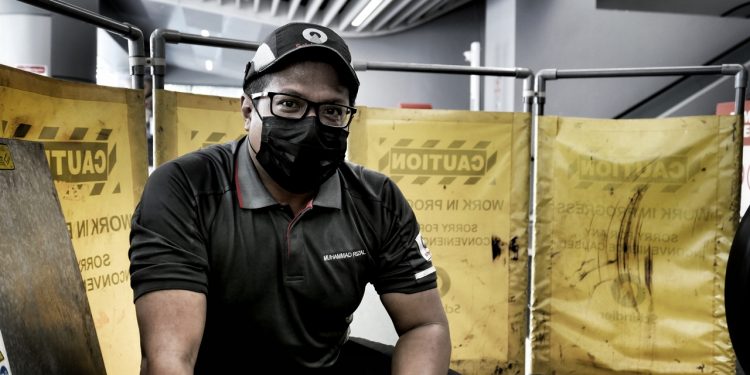 What it’s Like Working in Escalator Maintenance