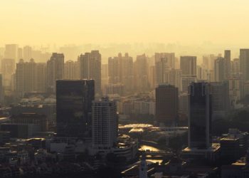 5 Tips for Outdoor Workers to Beat the Singapore Heat