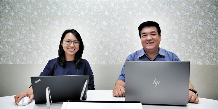 Unfair Workplaces: What’s the Buzz Online