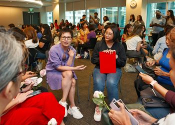 A session of Friendship Circles, an initiative by NTUC Women and Family and SG Her Empowerment.