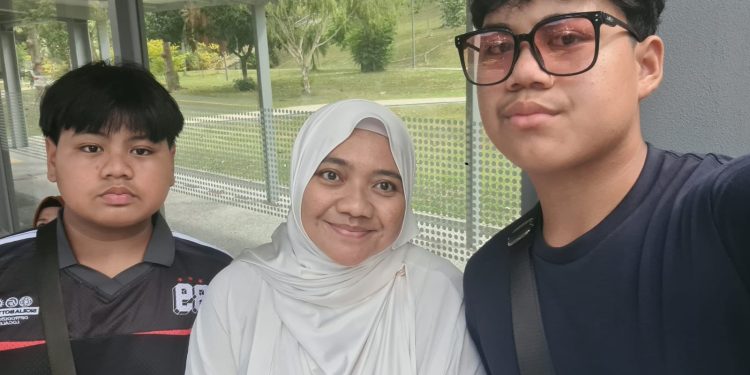 Lilliana Samsudin and sons