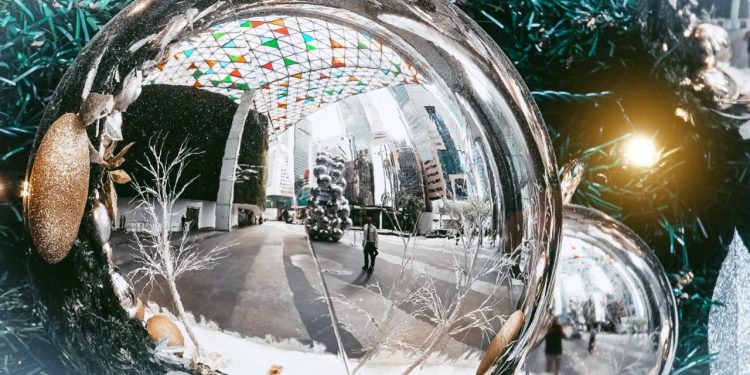 7 New Year’s resolutions to boost your career and well-being in 2026